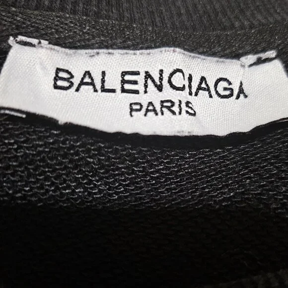 BALENCIAGA  BLACK AND WHITE ICONIC LOGO UNISEX SWEATSHIRT - Picture 2 of 10